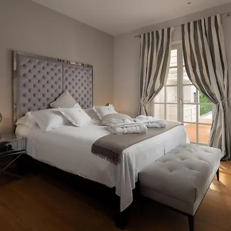 Nyaraló 4 Bedroom Awesome In Vabriga